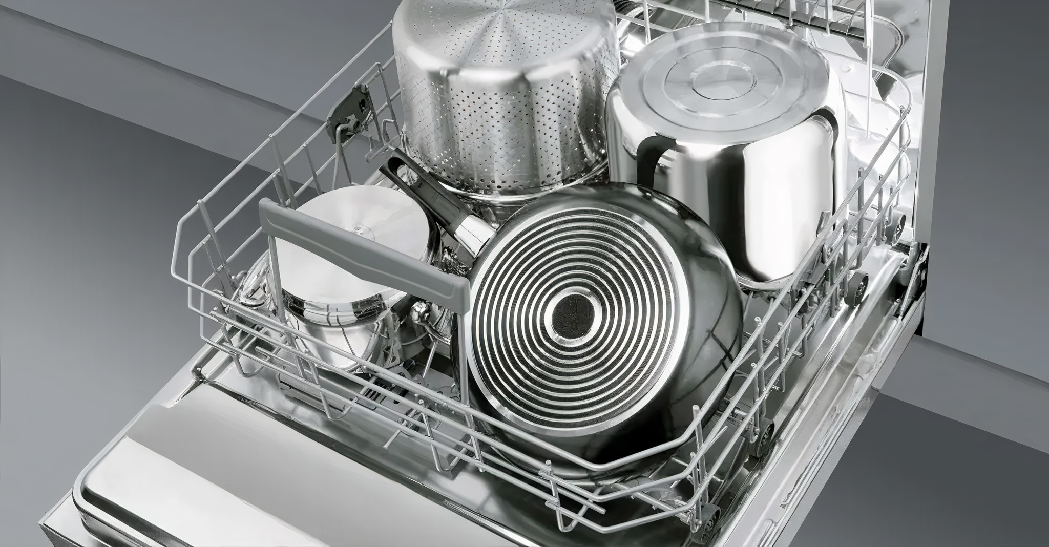 Кастрюля можно мыть в посудомоечной машине. Smeg sta6539l3. Расположение посуды в посудомойке 45 см. Правильная загрузка посудомоечной машины бош. Расположение посуды в посудомоечной машине Bosch 60 см.